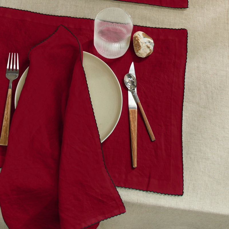 sets de table crochetés en lin lavé bordeaux