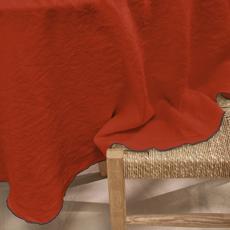 Nappe ronde point "Bourdon" en lin corail