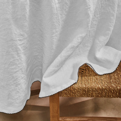 Nappe ronde bord crochet en lin lavé gris minéral