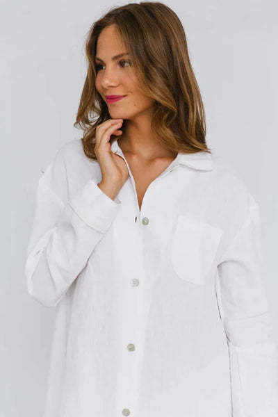 Chemise de nuit luxueuse en lin Blanc Optique 2 #colour_blanc-optique