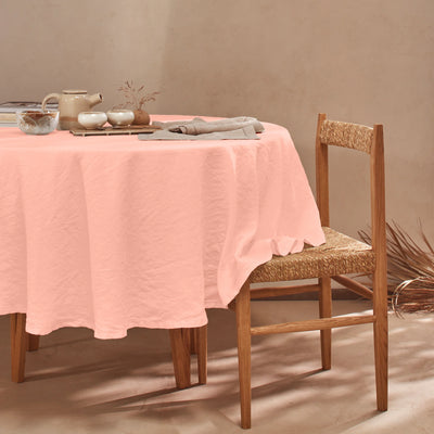 Nappe ronde en lin lavé ajouré rose
