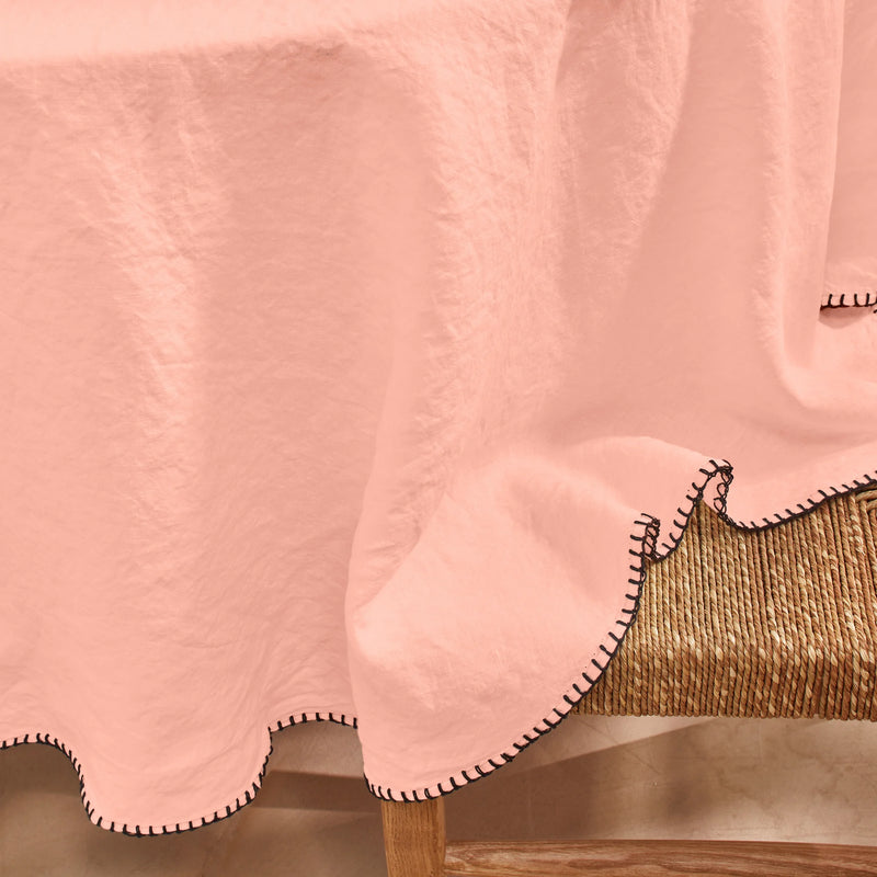 Nappe ronde en lin lavé point de cheval rose