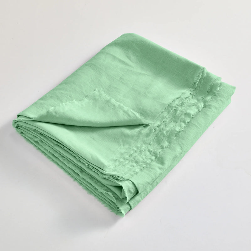 drap plat en lin lavé effrangé plié Vert Menthe