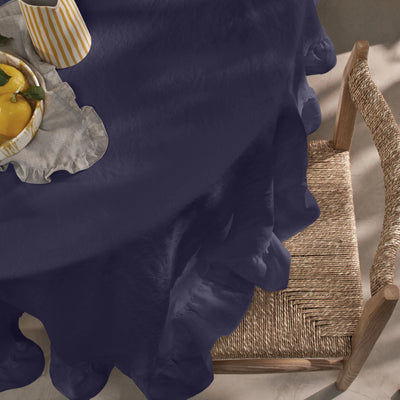 Nappe ronde en lin lavé sur mesure à volant bleu nuit