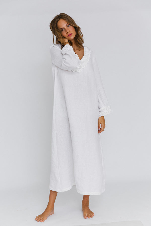 Longue Robe de nuit en lin lavé à mini volants