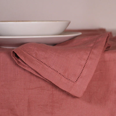 Set de serviettes en 100% lin ajourées #colour_brique